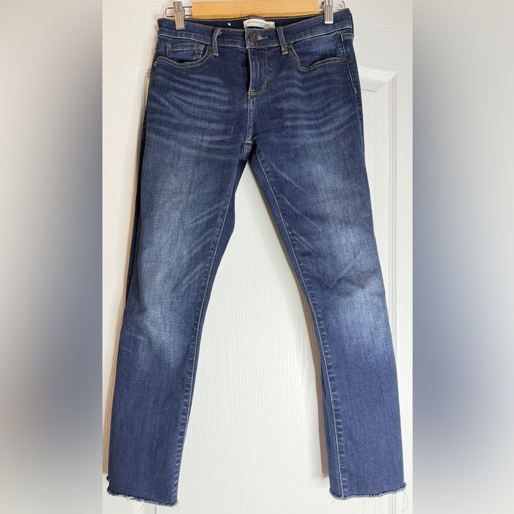Banana Republic Premium Denim Straight Bella Raw Hem Dark Blue Jeans, 26P